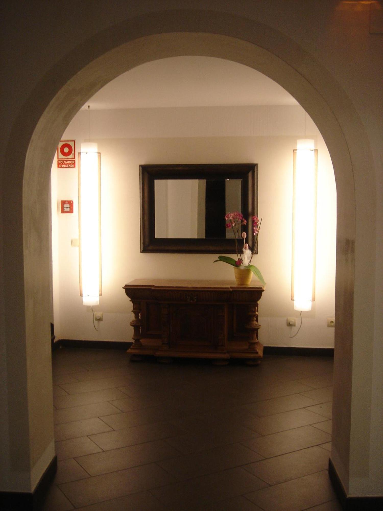 Hotel Carmen روساس المظهر الخارجي الصورة